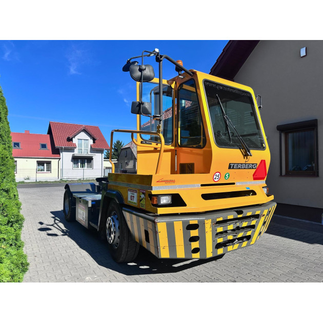 Ciągnik Terminalowy Terberg YT222 4x2 2016