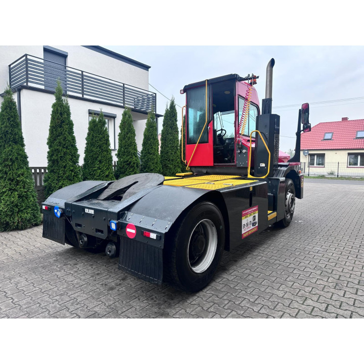 Ciągnik terminalowy Kalmar T2 2018