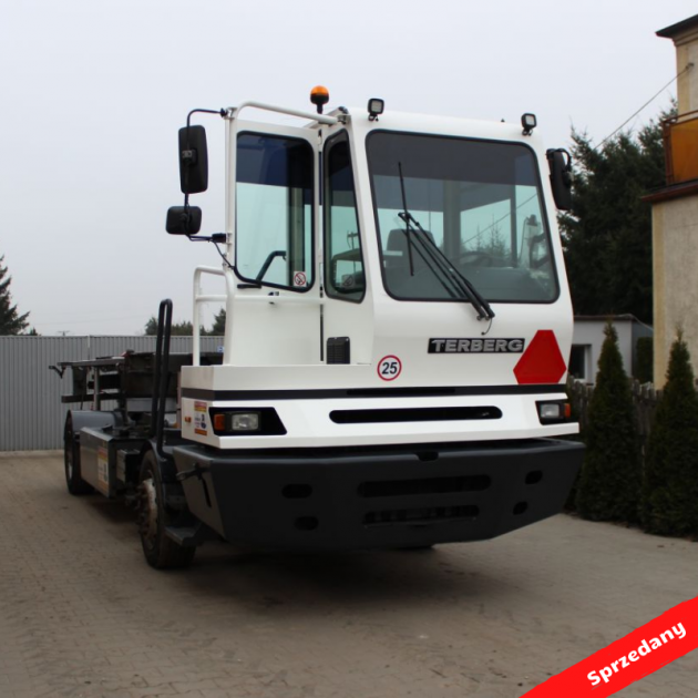 Ciągnik Terminalowy Terberg BC182+ 2009
