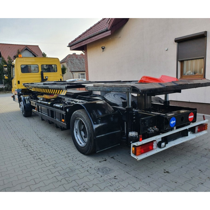 Ciągnik terminalowy Kamag WBH25 2009