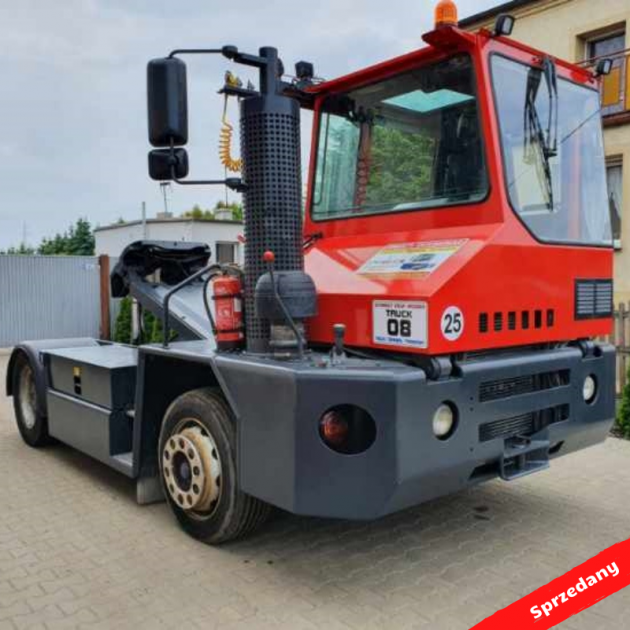 Ciągnik terminalowy Kalmar TTX 618