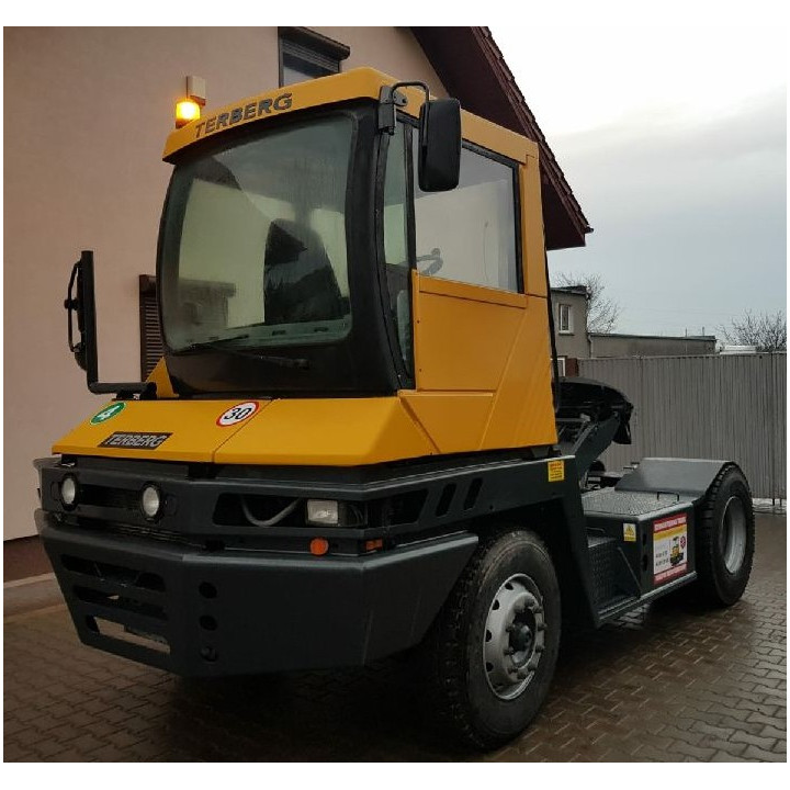 Ciągnik terminalowy Terberg TT222 4x2