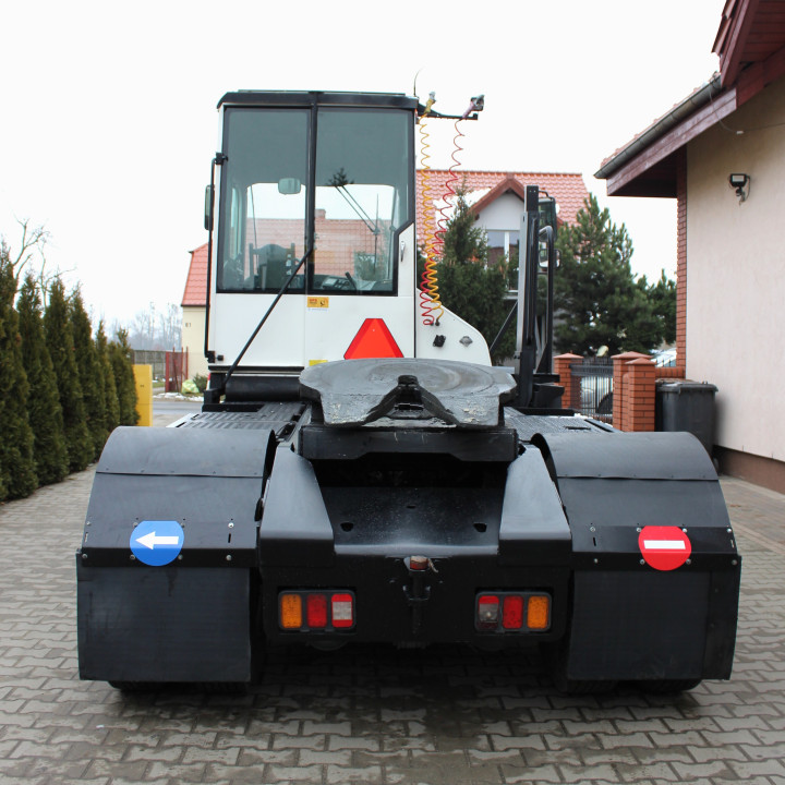 Ciągnik terminalowy Kalmar TT612D 2015