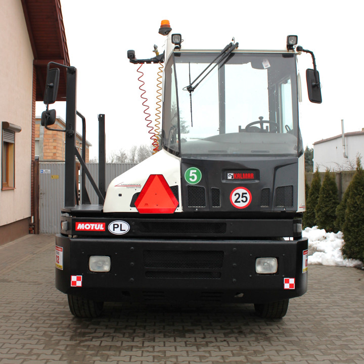 Ciągnik terminalowy Kalmar TT612D 2015