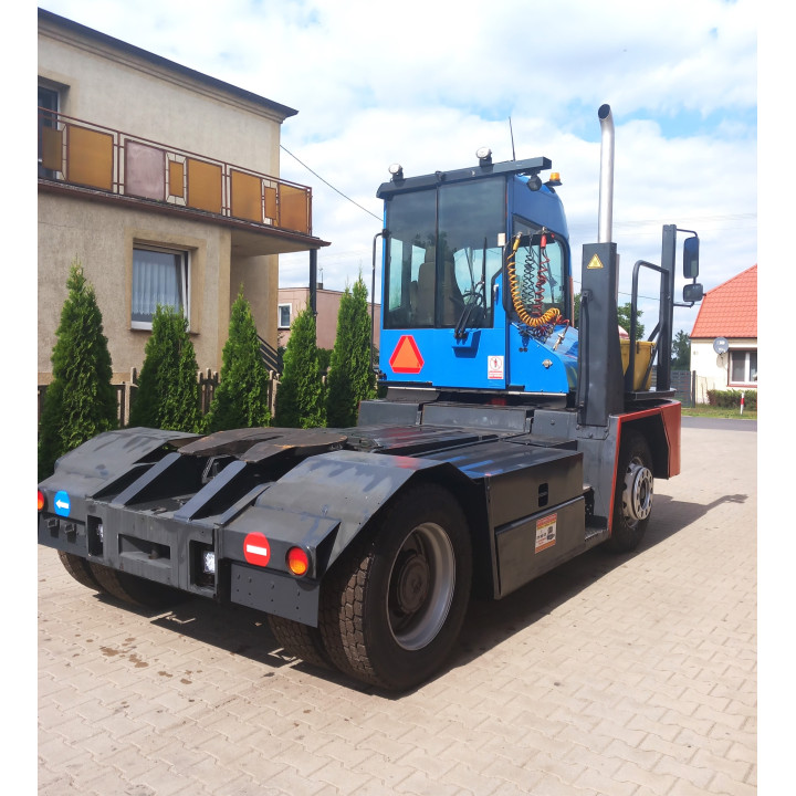 Ciągnik terminalowy Kalamr TT616