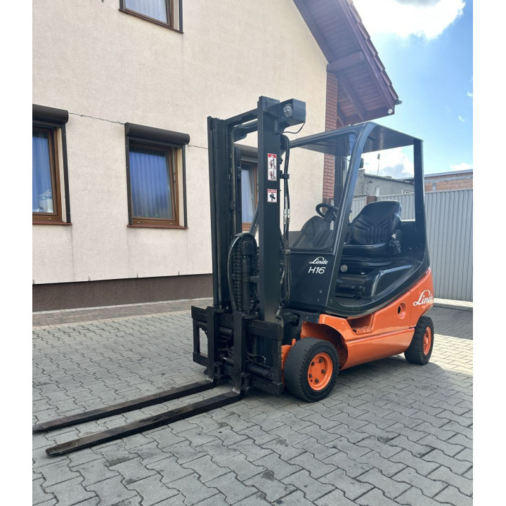 Wózek widłowy Linde H16