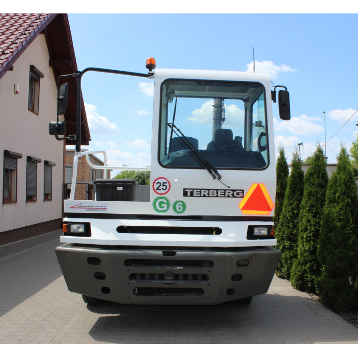 Ciągnik terminalowy Terberg YT222 rok 2018